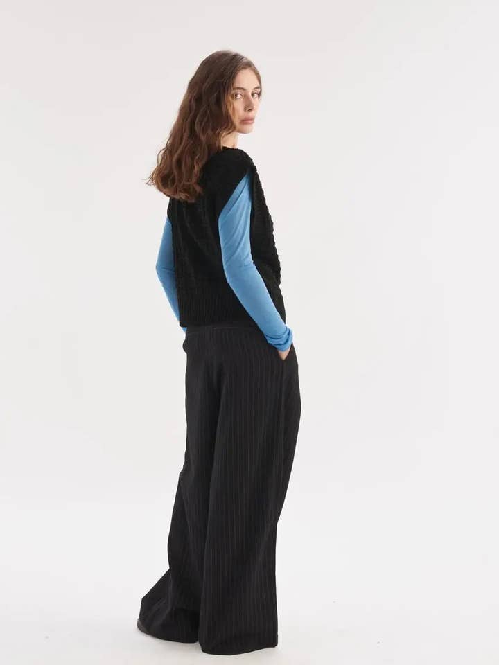 Handmade Originals Ukraine - Vente Pull sans manches – femme - Gilet en laine tricoté pour femme surdimensionné noir7