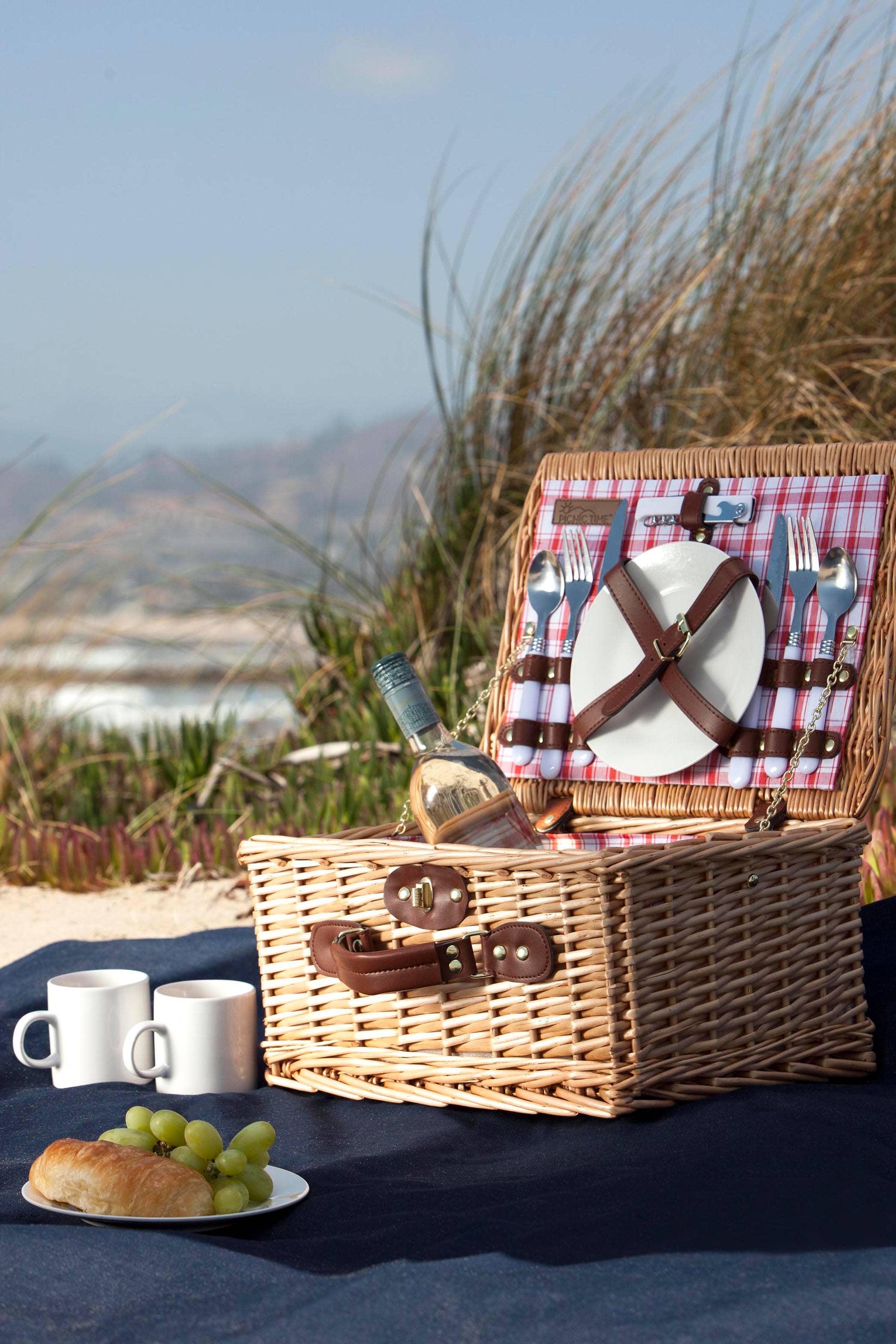 Picnic Time Family of Brands - Wholesale Picnic Basket - Catalina Picnic Basket5