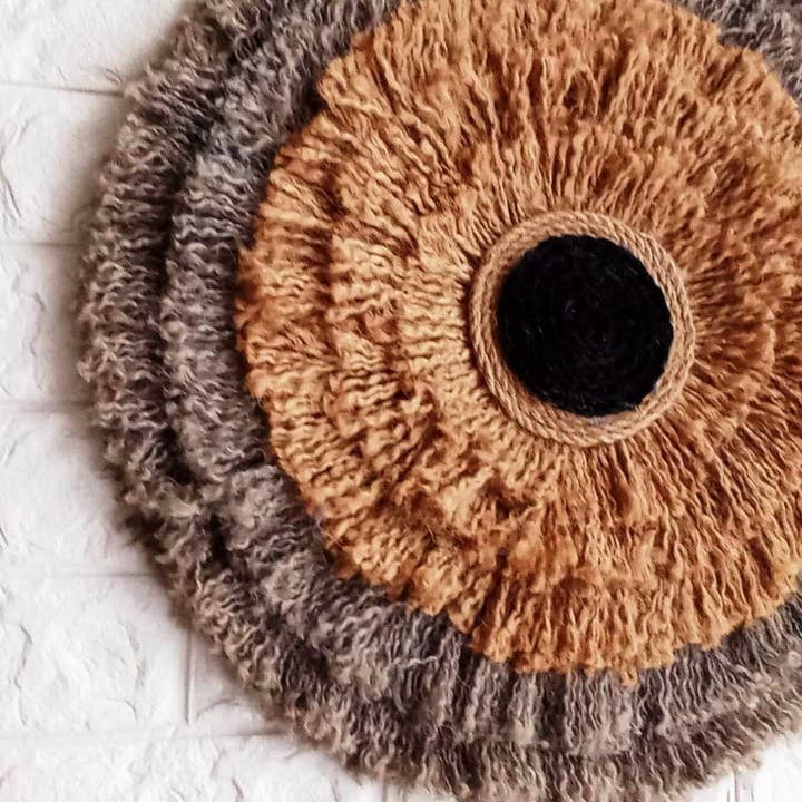 JuteExtravaganza - Wholesale Tapestry/textile - Circular Yarn Tapestry Wall Art for Housewarming1