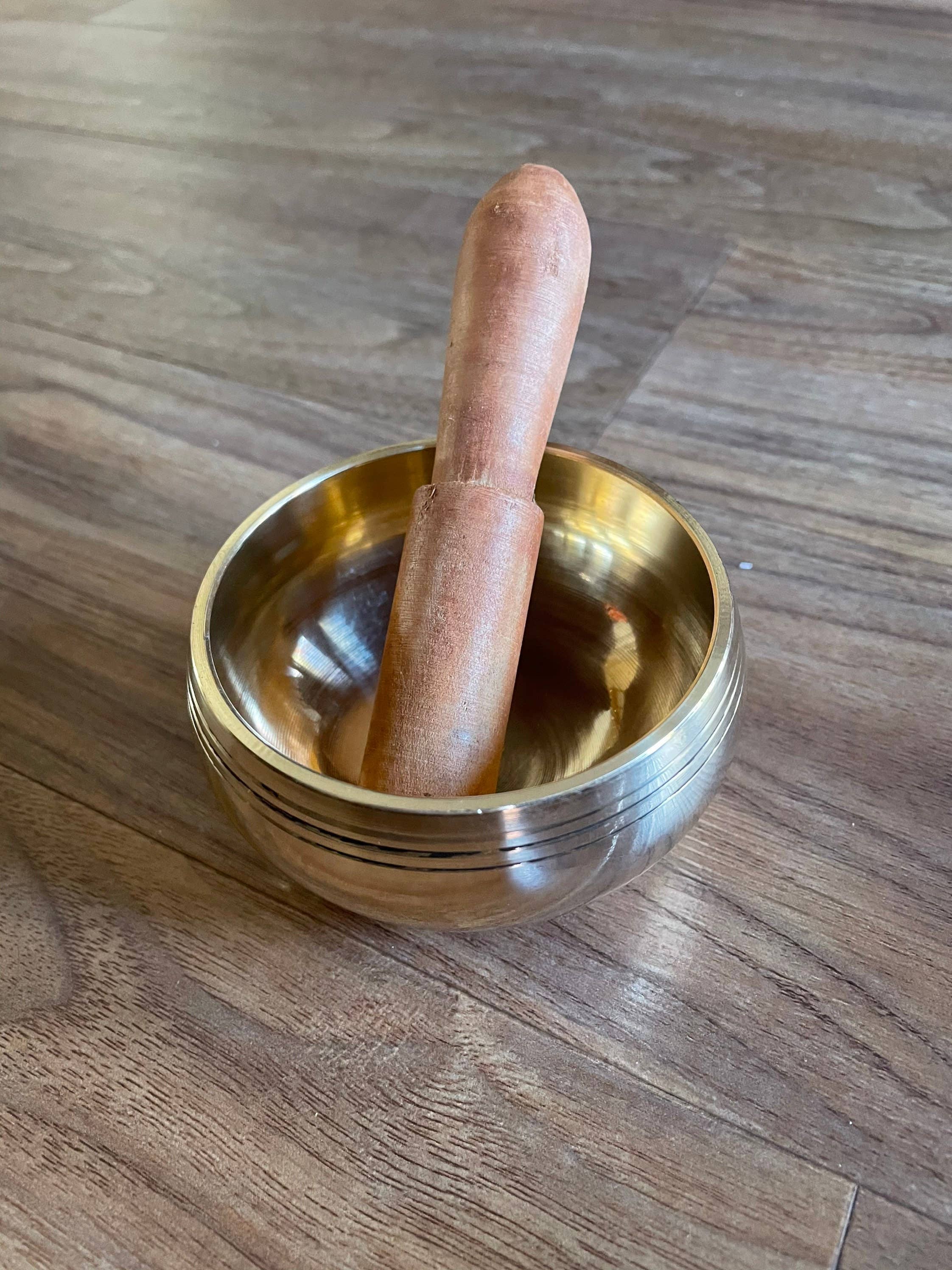 Like International - Vente Accessoire de méditation - Bol chantant tibétain fait main pour la méditation et le yoga7