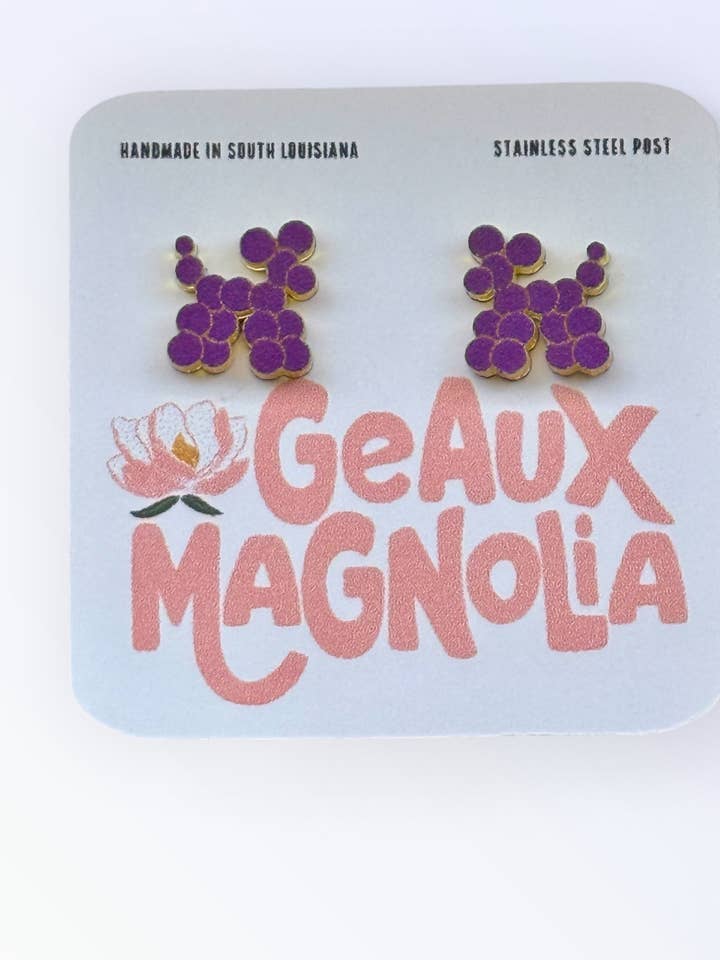 Pendientes de botón de Mardi Gras de acrílico morado y dorado con forma de perro de cuentas para venta al por mayor de Geaux Magnolia