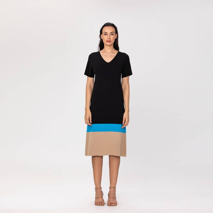 Abito in maglia a blocchi di colore per la vendita all'ingrosso da parte di Smart and Joy