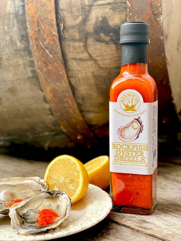 Weymouth 51 Hot Sauces – Engroshandel Hot sauce – Rockfish Oyster Drizzle Fermenteret vegansk chilisauce 220ml2