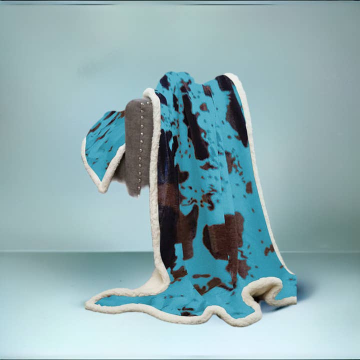 Linen Mart - Wholesale Throw Blanket - Turquoise Cowhide Sherpa Throw Blanket