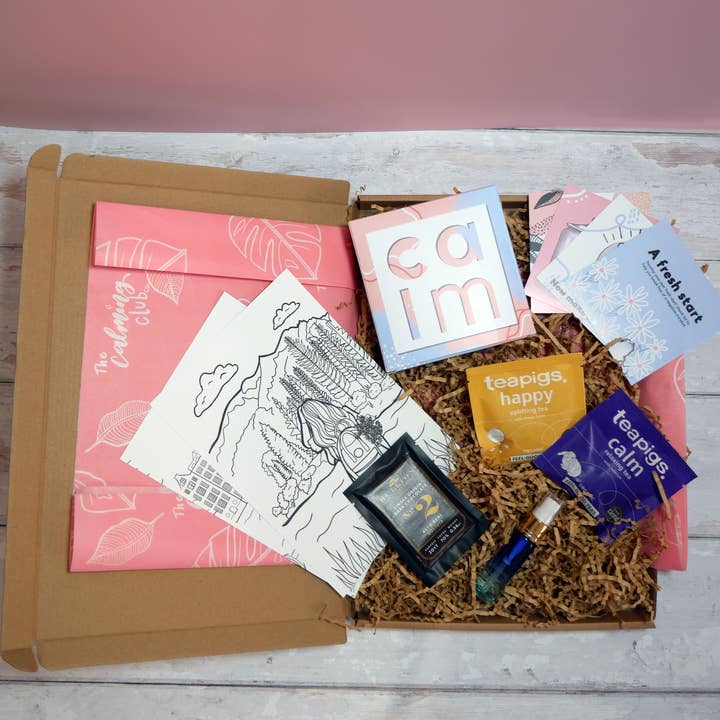 Conjunto de presente Letterbox com 8 produtos de autocuidado por atacado de The Calming Club