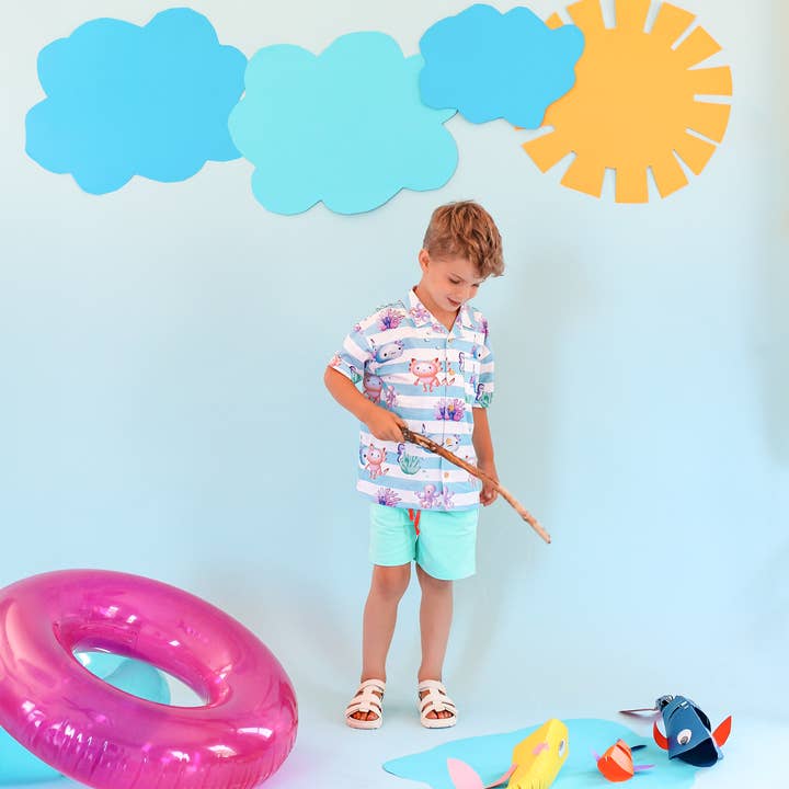 Chemise à boutons pour bébés et enfants Cory | Créatures marines pour la vente par Anise & Ava