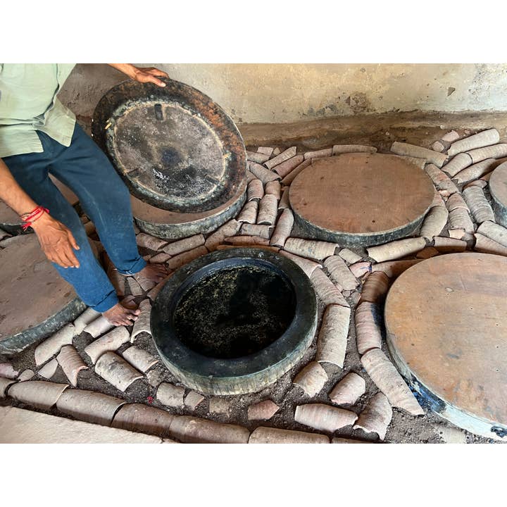 Peaceware - Wholesale Dinner & Cloth Napkin - Cotton Table Napkins - Assorted Indigo -Aria (Set of 4)8