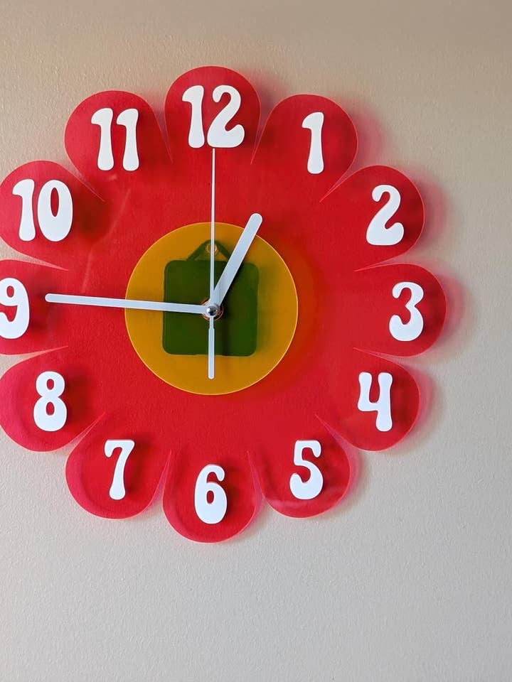 Reloj de pared Blacklight UV retro vintage inspirado en margaritas de los 70, reloj de pared divertido, reloj retro, reloj de guardería, reloj de cocina, reloj rosa intenso para venta al por mayor de Shelfish Modern