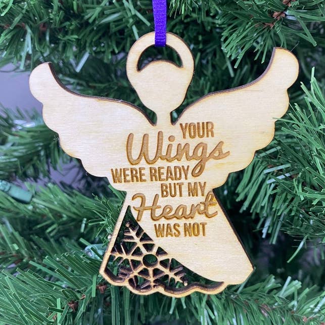 Sleepy Magnolia Designs - Vendita all'ingrosso Decorazione - Your Wings Were Ready, decorazione natalizia0