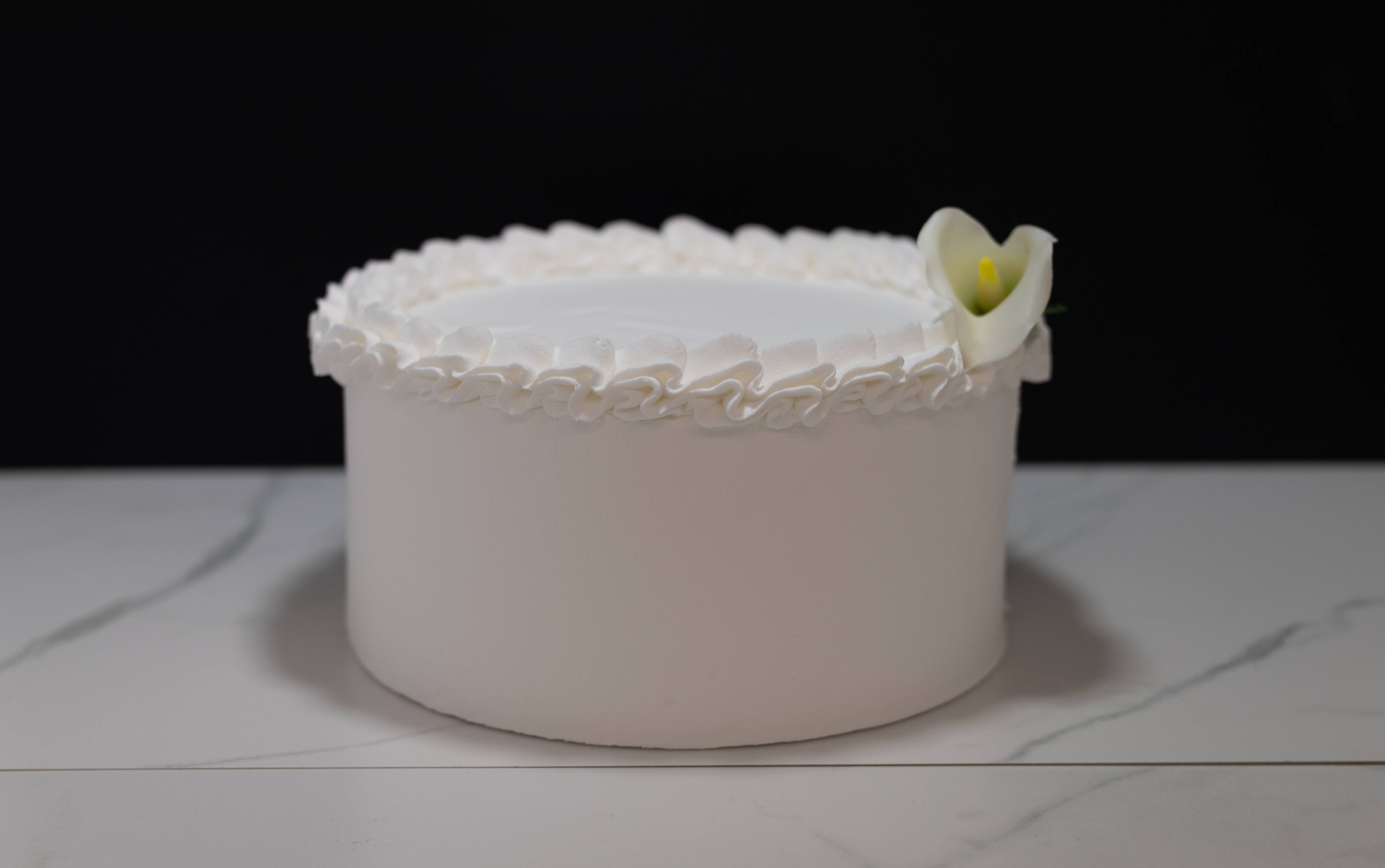 Just Dough It! Fake Foods - Venta al por mayor Artículo decorativo de mesa - Tarta de boda falsa de una sola capa de 251