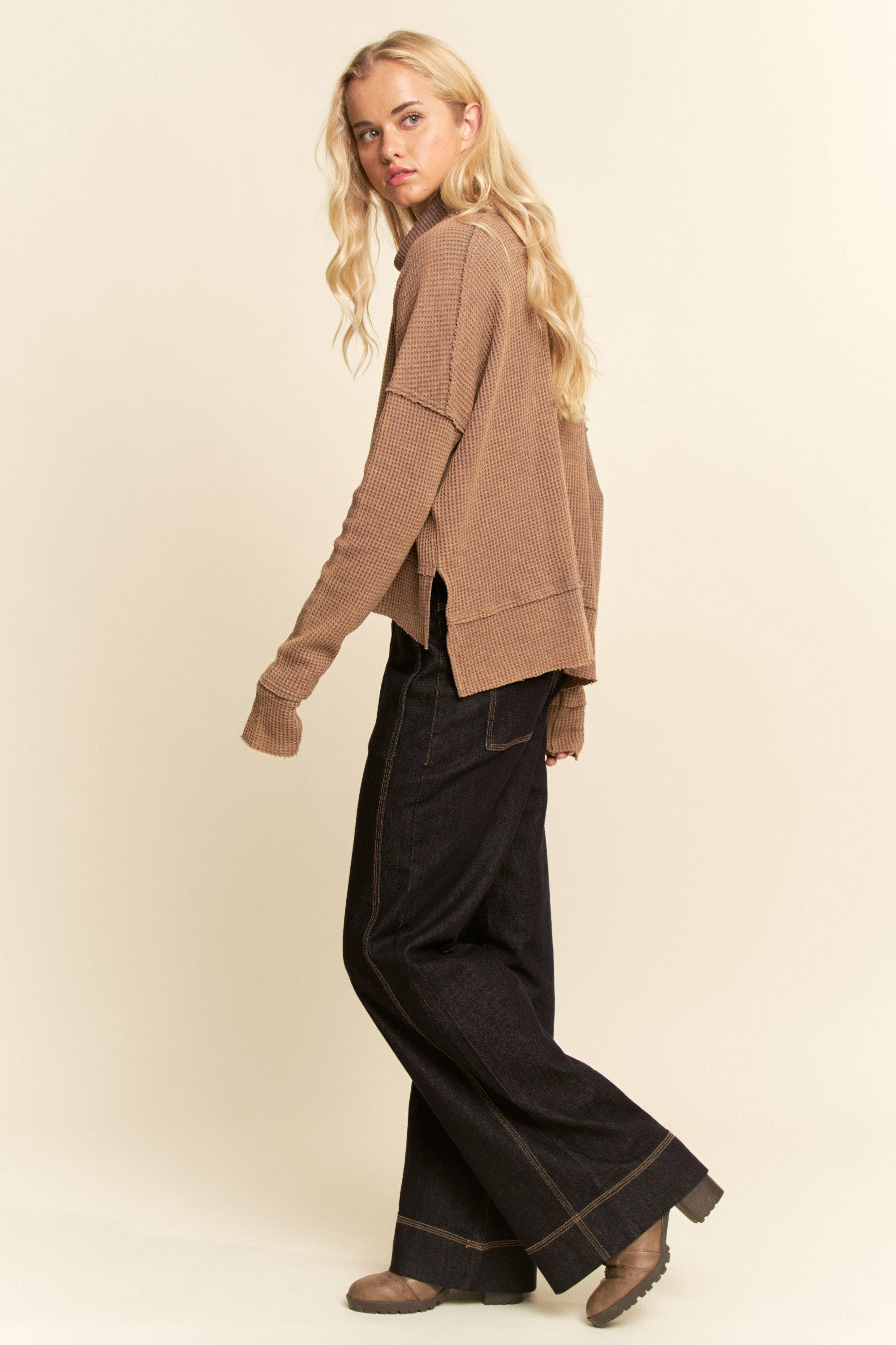 Davi & Dani - Wholesale Sweatshirt - Women's - TURTLE NECK SIDE SLIT SWEATSHIRTS14