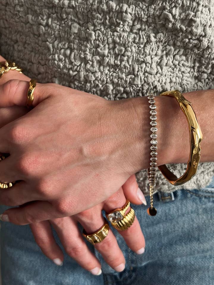 Basia Oval Tennis Bracelet for wholesale by BELJOY