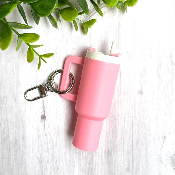 iconic mi - Wholesale Keychain – Women's - Mini Tumbler Keychain Carry Storage Container Light Pink4