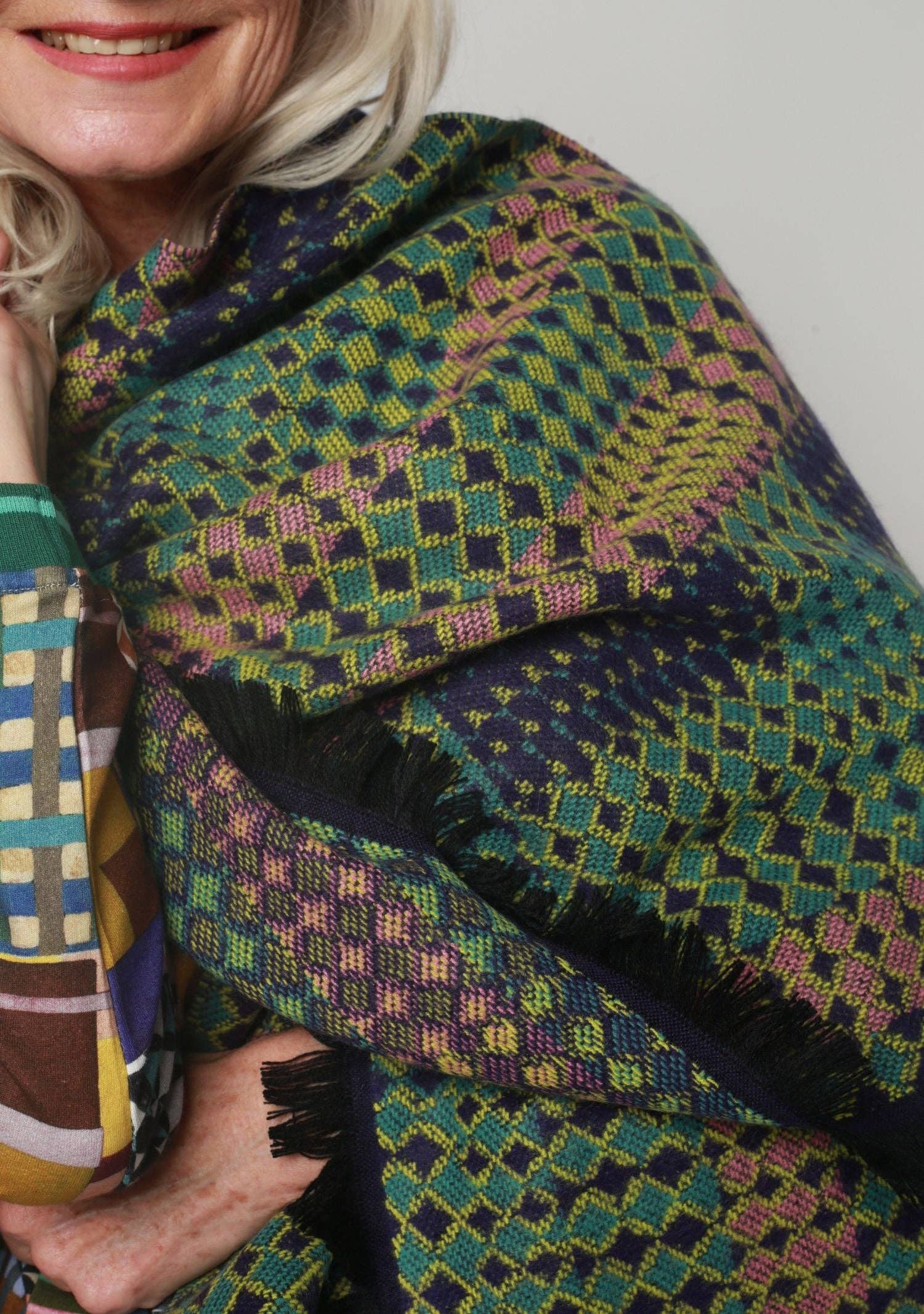 MADE IN SENS - Wholesale Poncho - Women's - PONCHO CERAMIC ANISE2