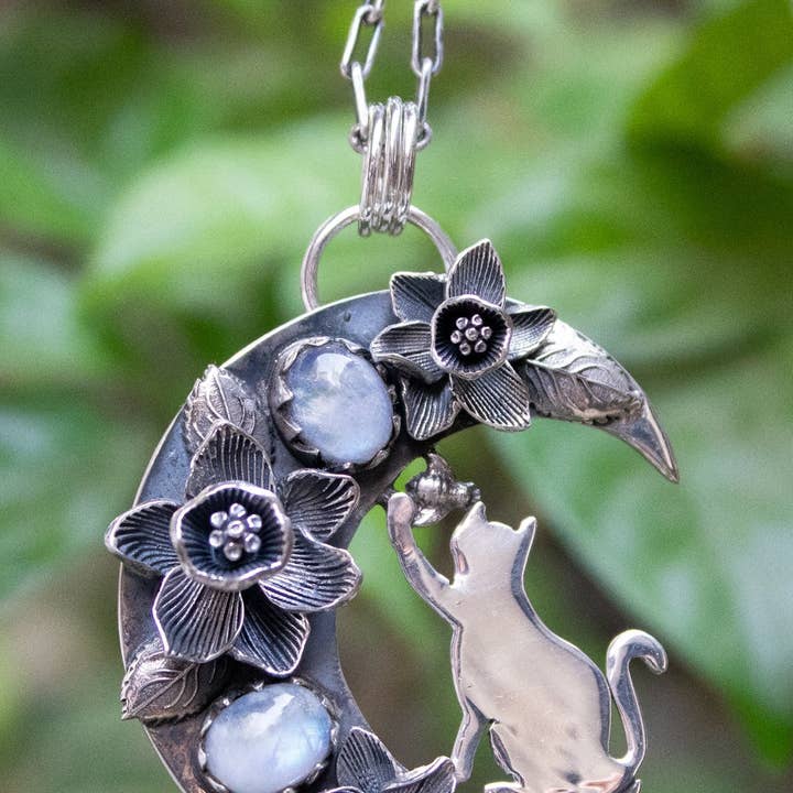 Ambra Jewels - Wholesale Individual Charm/Pendant - Lunar Sonata: Sterling Silver Half Moon Pendant with Cat, AP- 70320