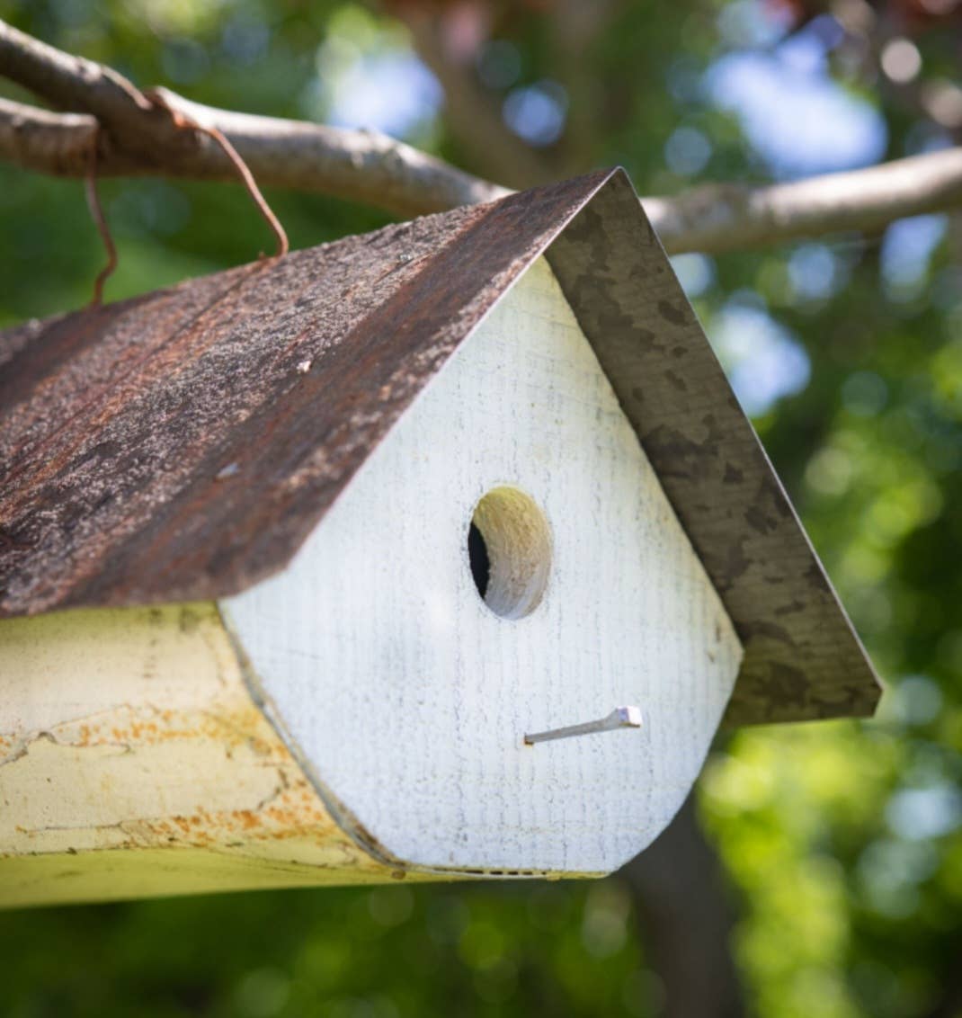 Flying Heart Threads - Wholesale Bird House - Reclaimed Wood and Metal Wren House Flat Bottom (SM11B)6