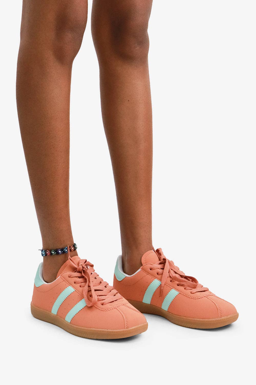 Lemonade Shoes - Wholesale Lifestyle Sneakers - Women's - HUCKLE -Tennis Sneaker w/ Contrast Striping, in Bold Colors3
