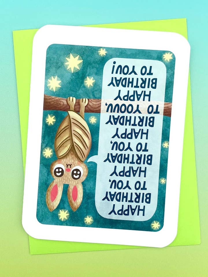 Carte drôle de chanson d'anniversaire de chauve-souris à l'envers pour amateur de chauves-souris pour la vente par My Zoetrope