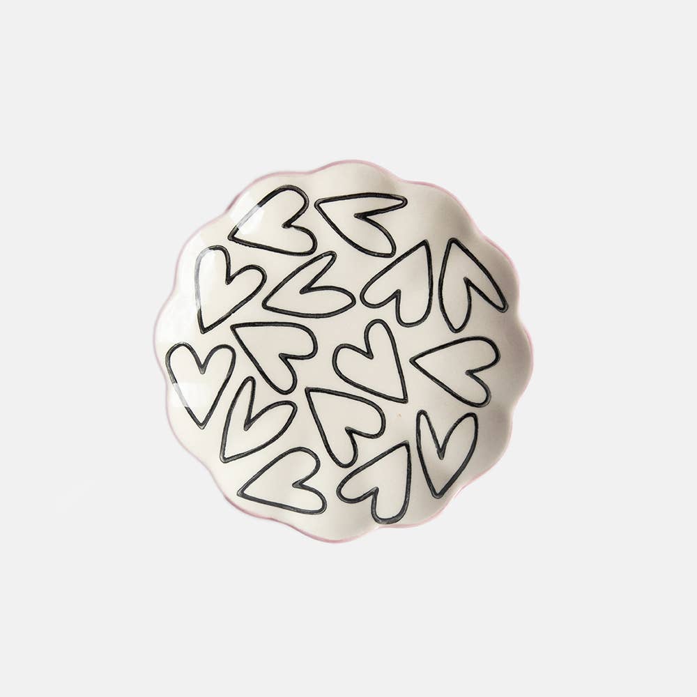 Caroline Gardner - Wholesale Decorative plate/dish/bowl - Outline Hearts Scallop Trinket Tray1