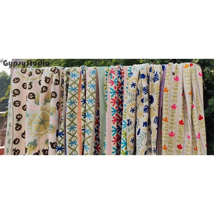 Bhawana Handicrafts - Wholesale Quilt - 5 Piece Lot, White Suzani Bed Spread Tapestry Colorful Quilt4