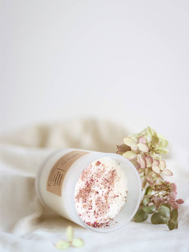 Chandelle à l'eucalyptus et au géranium pour la vente par Zarits Verte Planète