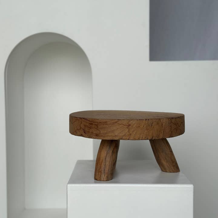 Office Objets - Wholesale Stool - Small low three-legged stool in upcycled blond teak D:30 H:1580