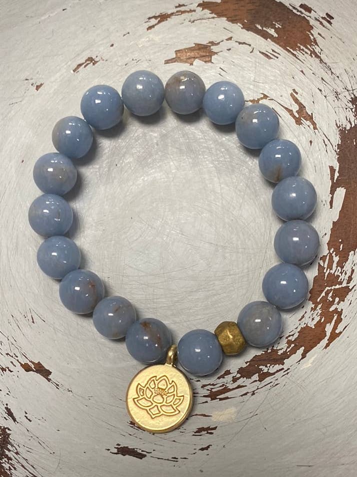 Bracelet Angelite pour la vente par Stephanie Leigh Jewelry