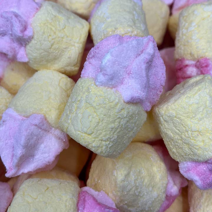 Freeze Dried Sweets - Wholesale Marshmallow - Cupcake Marshmallows - Freeze Dried Sweets
