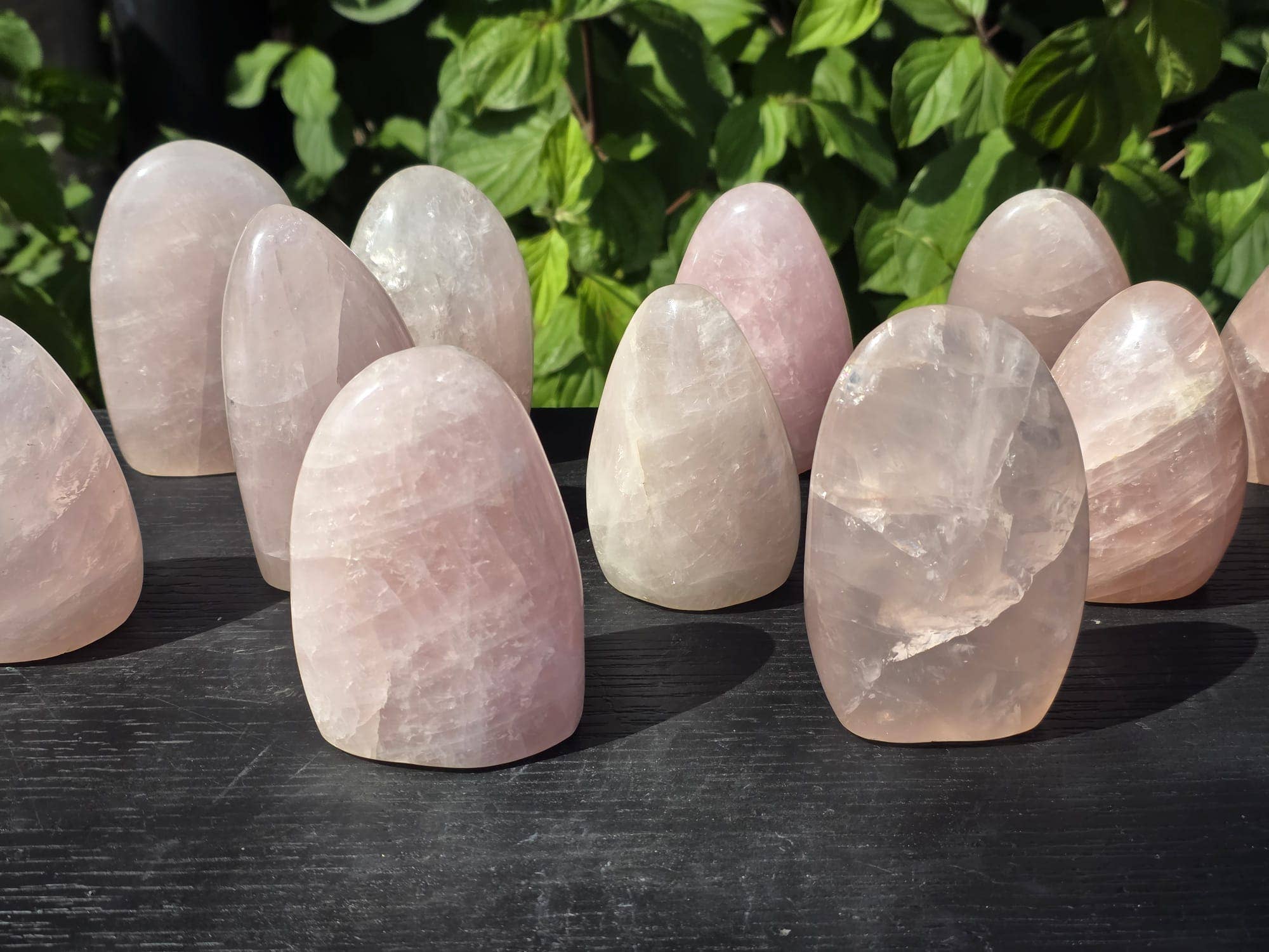 Distinction Crystals – wholesale Spiritual stone/crystal – Large Rose Quartz Crystal Freeforms 300-500g3