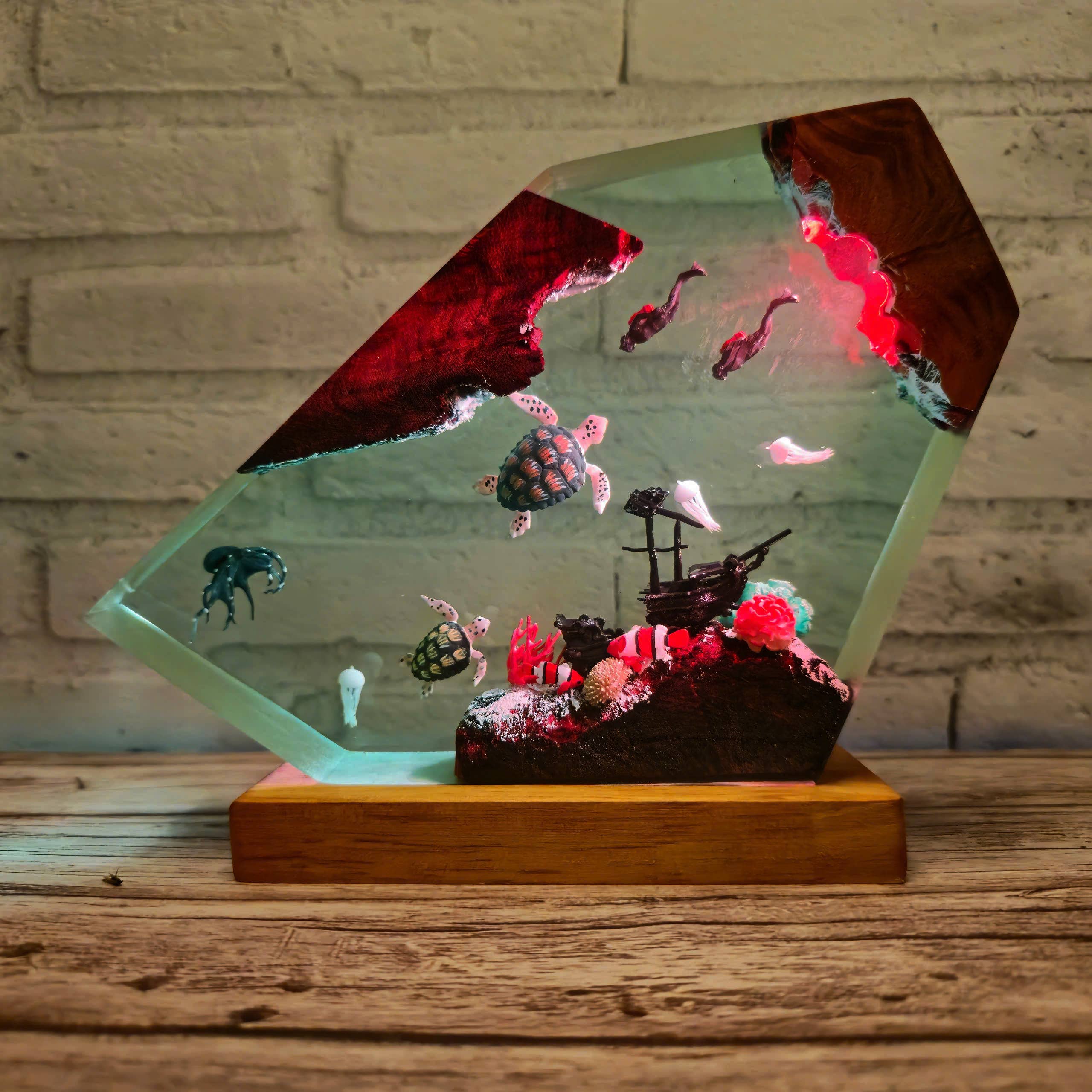 Merchemy - Wholesale Night Light - Sea Turtle Resin Lamp Handmade Diver Decoration9