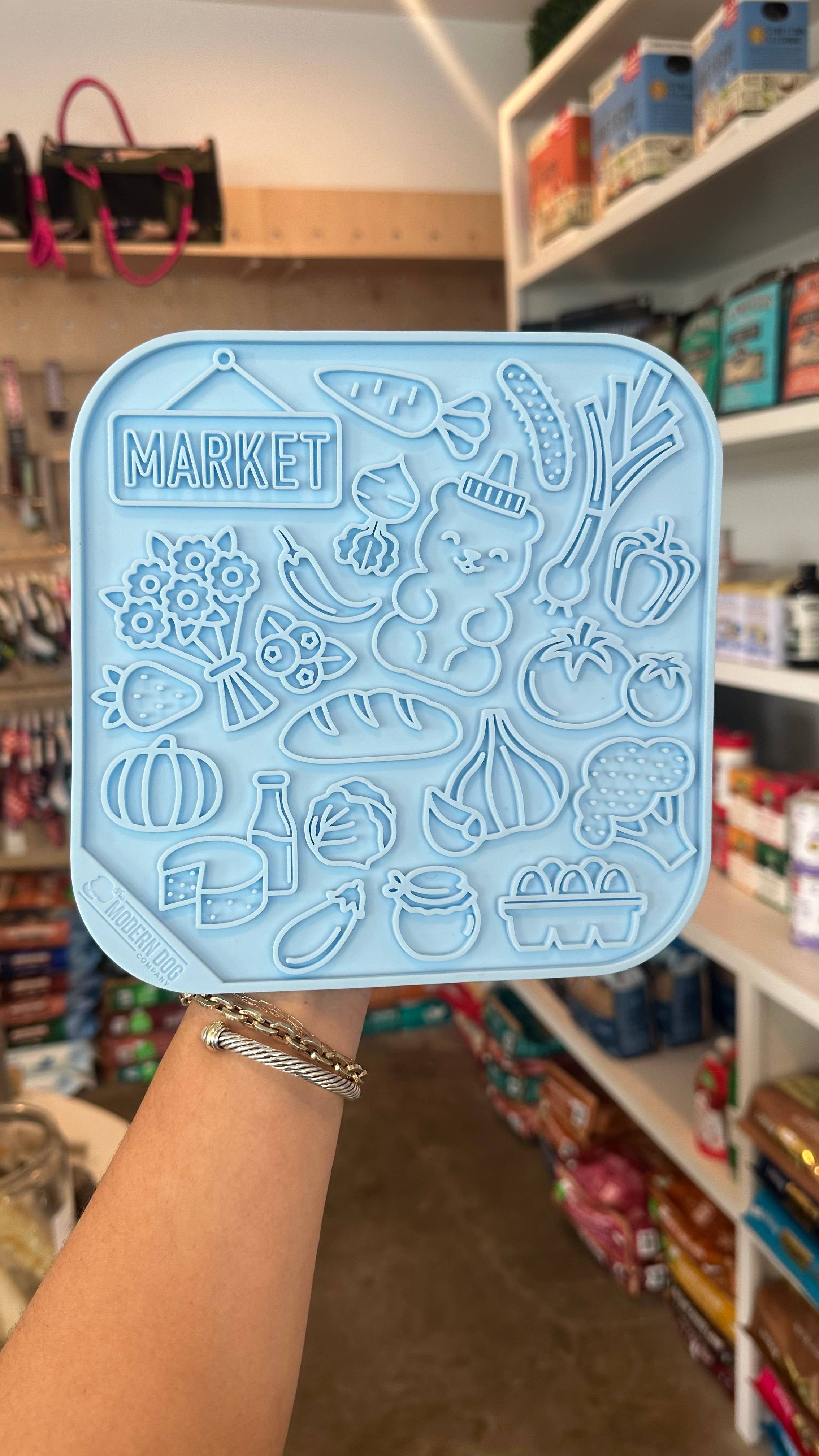 The Modern Dog Company - Vendita all'ingrosso Tappetino sottociotola per animali - Cane - Tappetino da leccare Farmer's Market per cani5