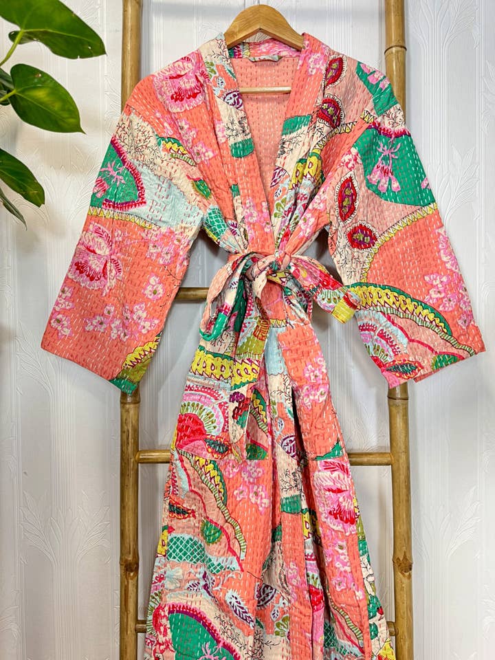 Chaqueta kimono reversible de algodón Kantha, bata unisex hecha a mano para venta al por mayor de Essential Designs London