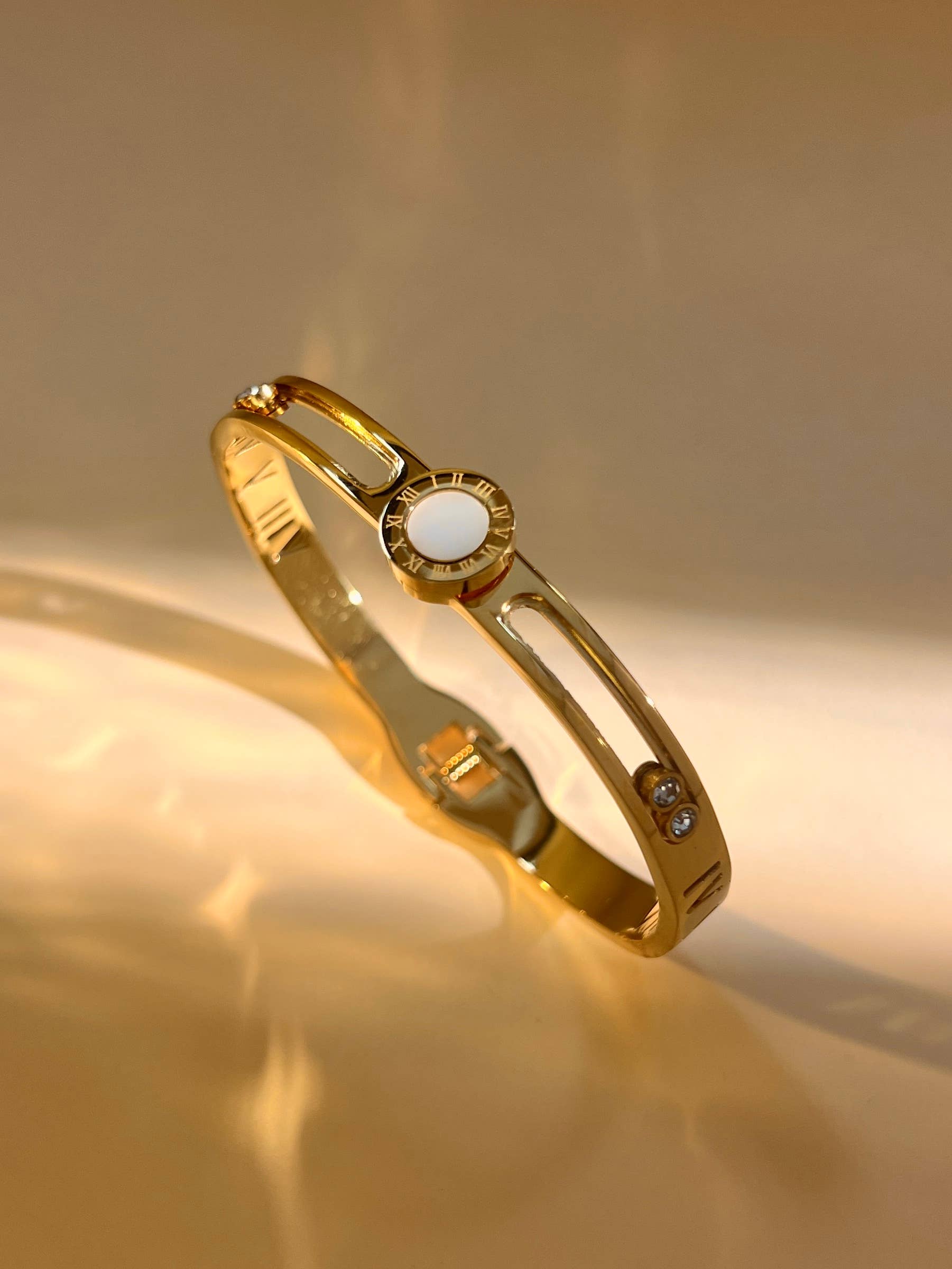 COSMOS - Wholesale Cuff Bracelet - Round Roman numerals & sliding rhinestones bracelet – Steel2