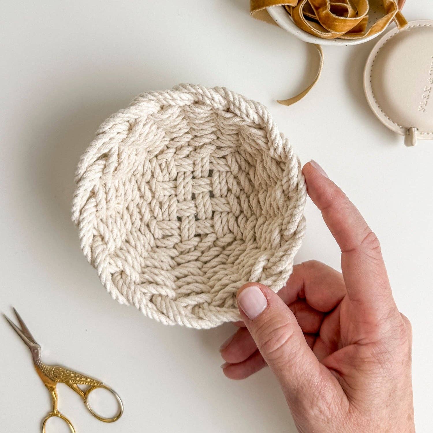 Flax & Twine - Wholesale DIY Craft Kit - Josie Mini Rope Bowl (Makes 2)