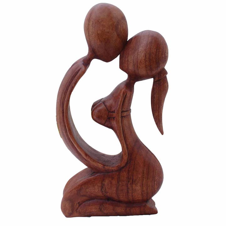 Romantisk hjerte og kyssepar skulpturer for engroshandel hos Stoneage Arts Inc