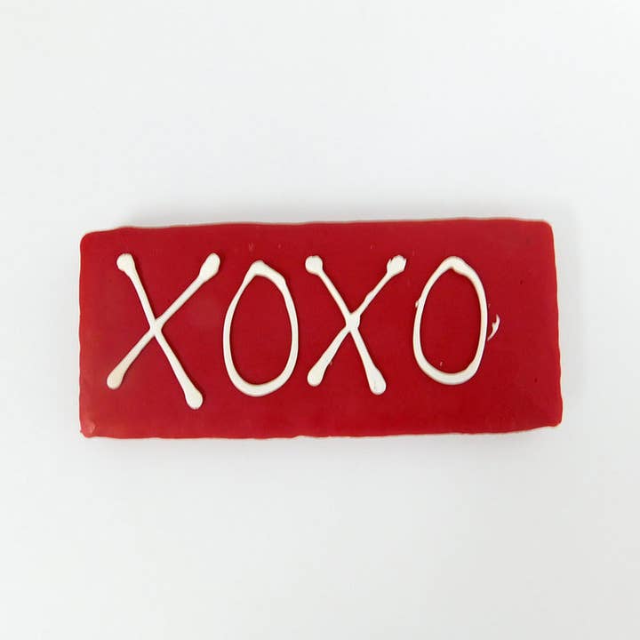 Rae Lou's Edible Art - Wholesale Chocolate-covered sweets - XOXO Graham