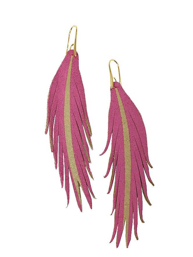 Brinco de couro de pena curta - pintado de rosa choque por atacado de The Supply Society