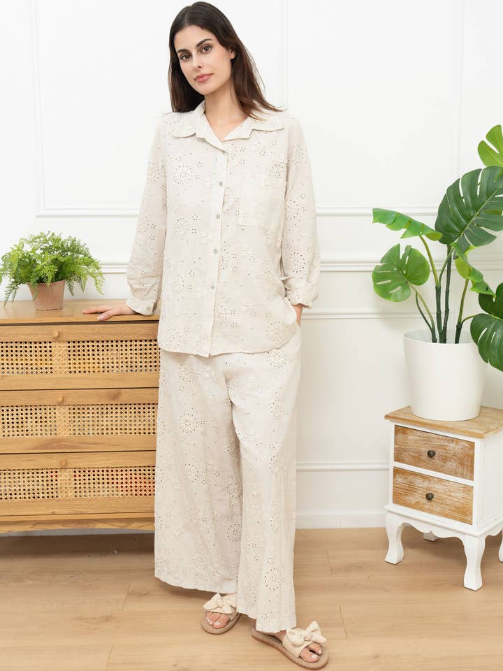 Pantaloni ampi in cotone con ricamo 3D per la vendita all'ingrosso da parte di Happy look