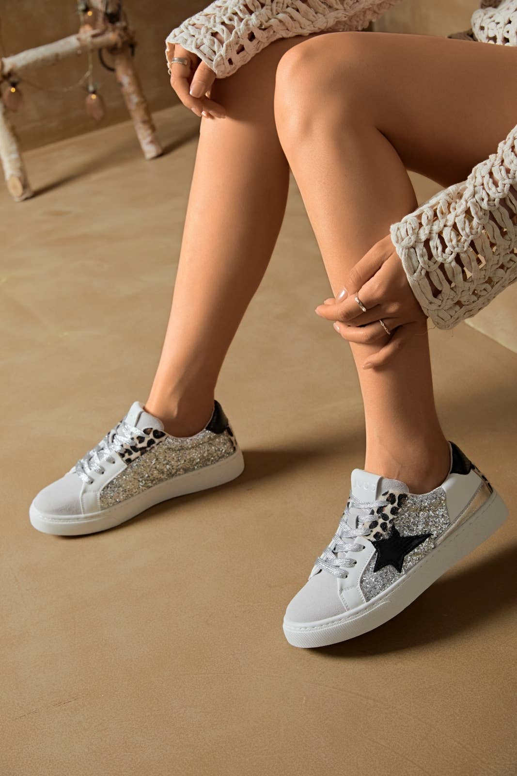 ERYNN - Wholesale Lifestyle Sneakers - Women's - lace-up sneakers - Mylie17