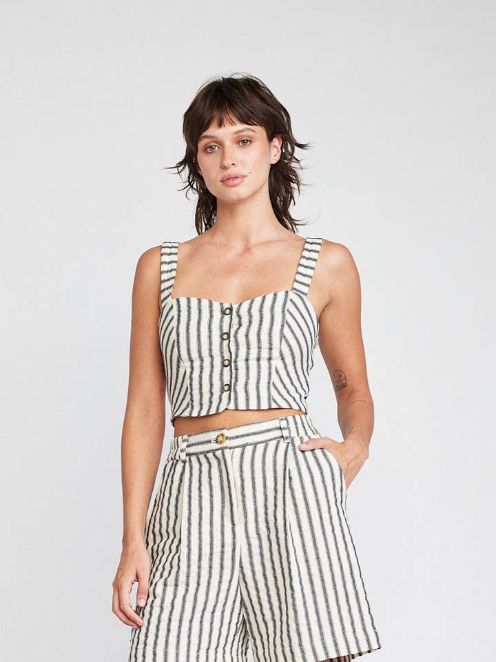 Canotta corta Portia per la vendita all'ingrosso da parte di Self Contrast