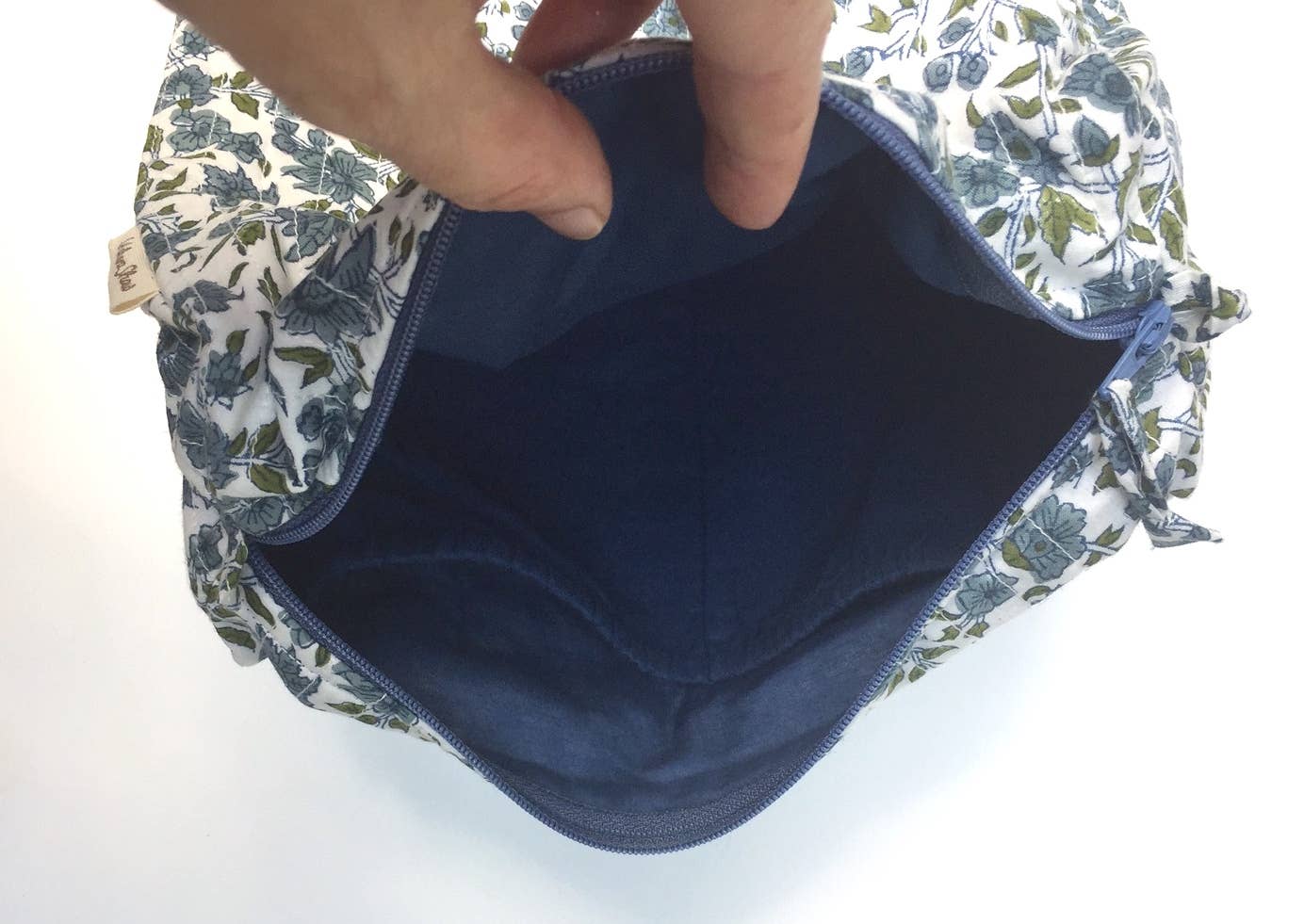 Mehera Shaw - Wholesale Makeup/Cosmetic Bag - Cosmetics Bag - Quilted Hand Block Print Cotton14