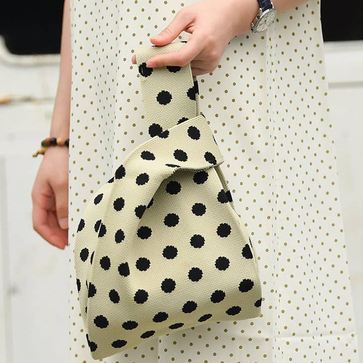 ACCITY - Wholesale Tote Bag - Women's - COW PATTERN CUTE KNOT WRISTLET KNITTED TOTE BAG_CWAB08809