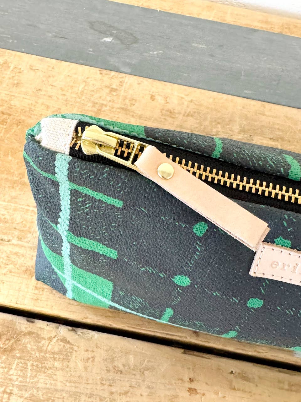 Erin Flett - Wholesale Pouch - Women's - Tartan Plaid Laura Bag5