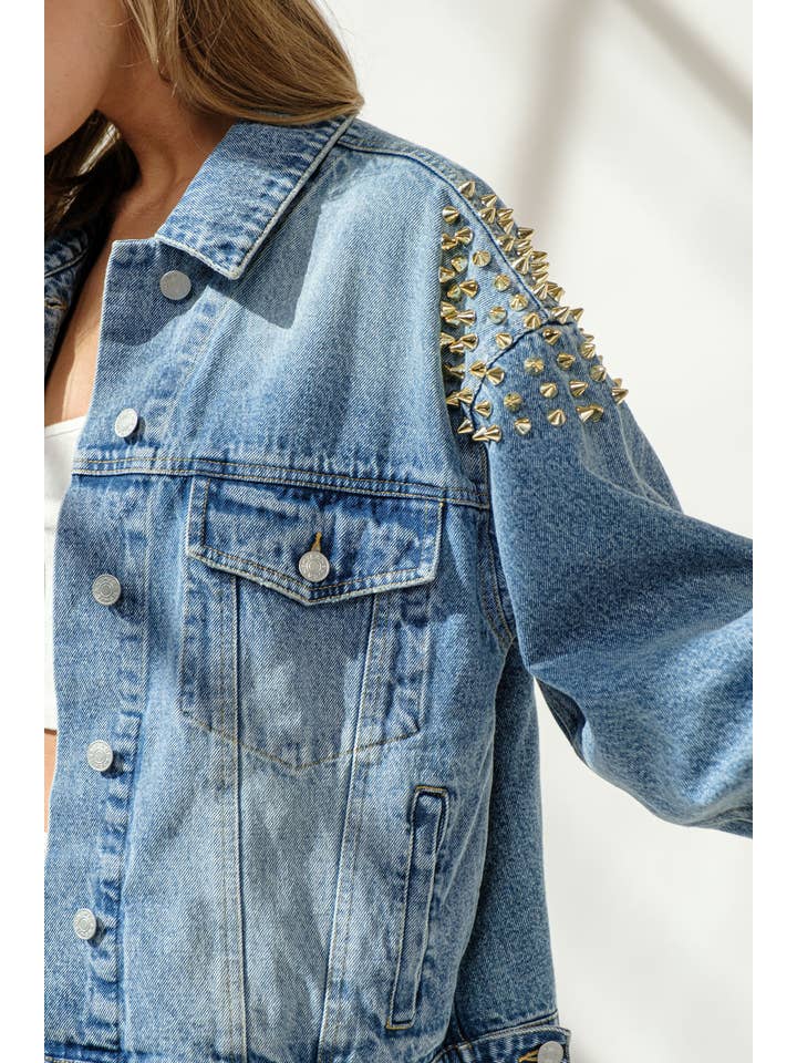 DENIM 22498J - Giacca in jeans con borchie sulle spalle in vendita all'ingrosso su Faire4