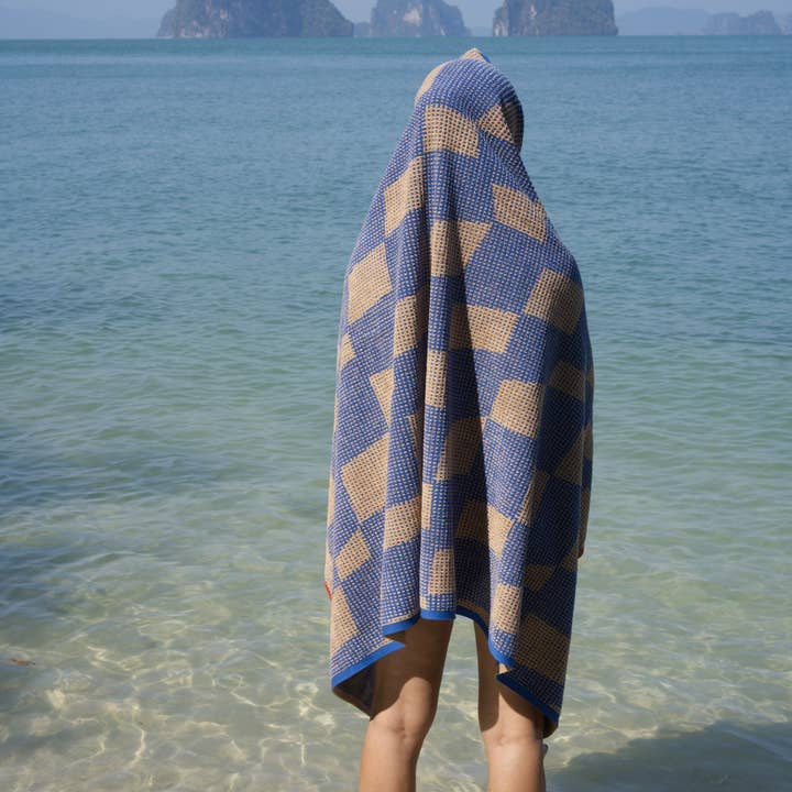 towel.studio - Wholesale Beach Towel - Fields Beach Towel | Taos4