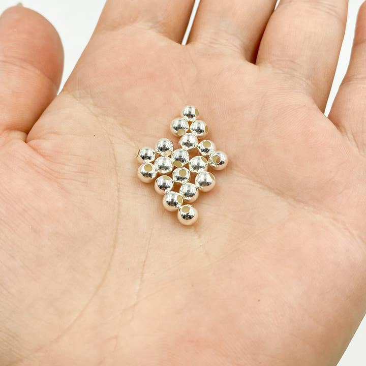 Tresor Jewelry Inc. - Wholesale Beads - 925 Sterling Silver Seamless Beads 4mm
