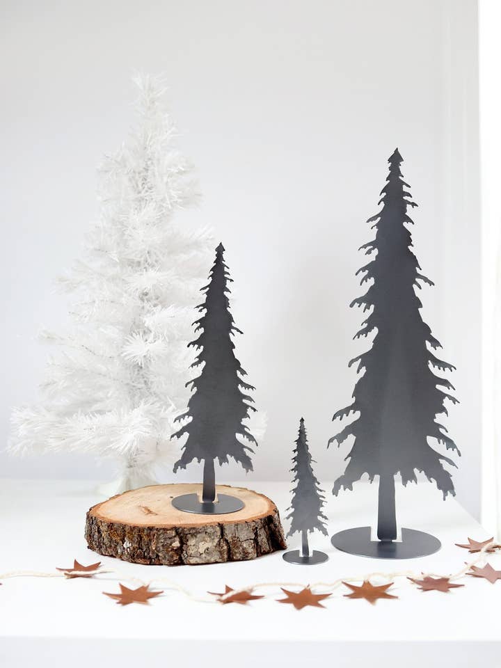 Silueta de Árbol de Hoja Perenne - Grande para venta al por mayor de Highland Ridge | Handmade Home Decor