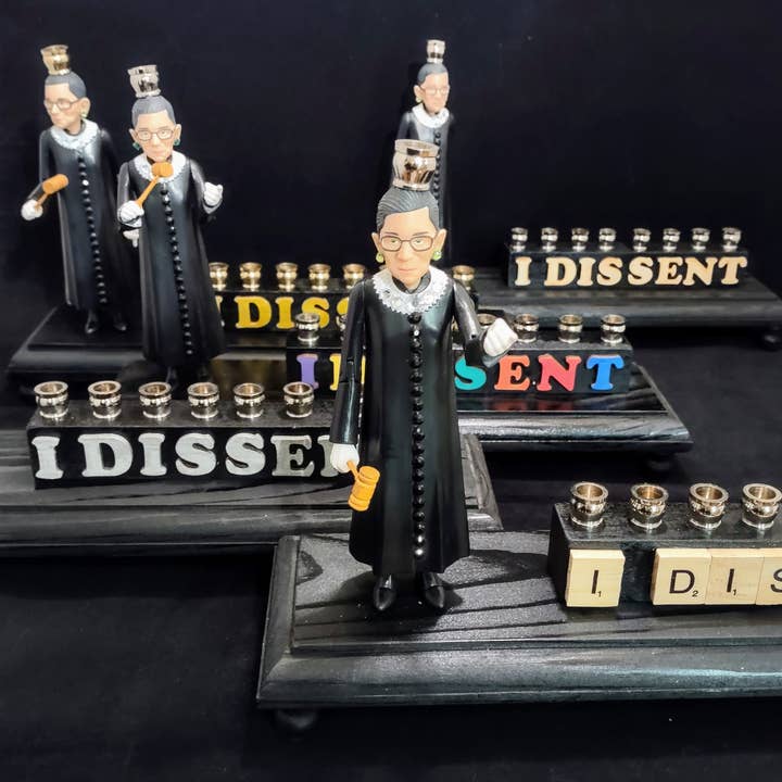 Eclectic Judaica - Vente Menora - Menorah RBG I Dissent ORIGINAL pour homme1