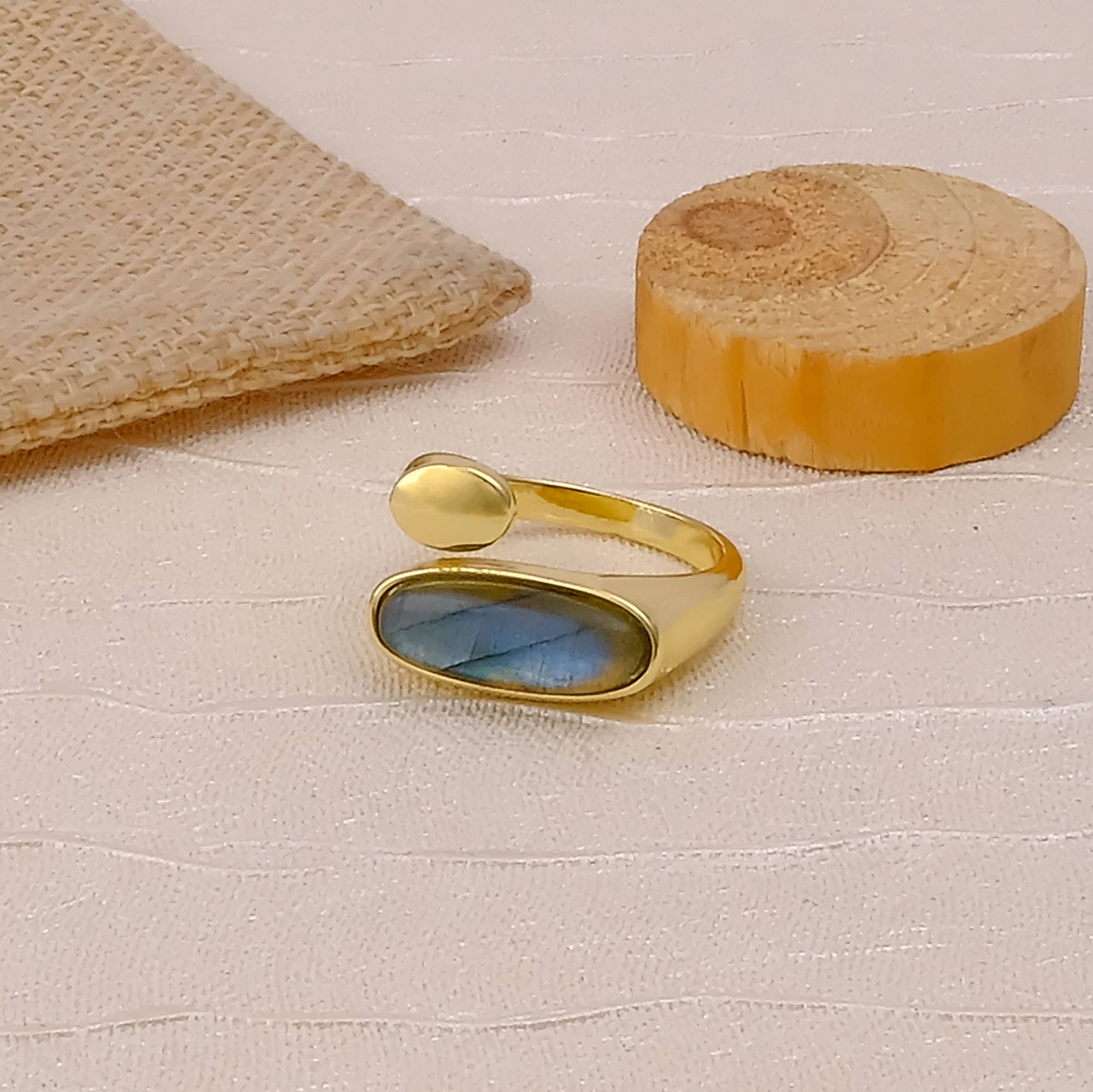 El Joyero - Venta al por mayor Anillo con gemas - Anillo de piedra preciosa de labradorita natural hecha a mano en forma ovalada0