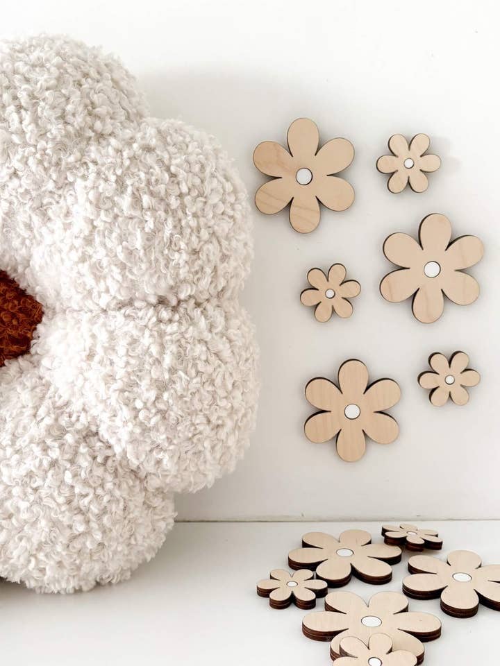 Marguerite Bois Wall Decor for wholesale by CW Evenements